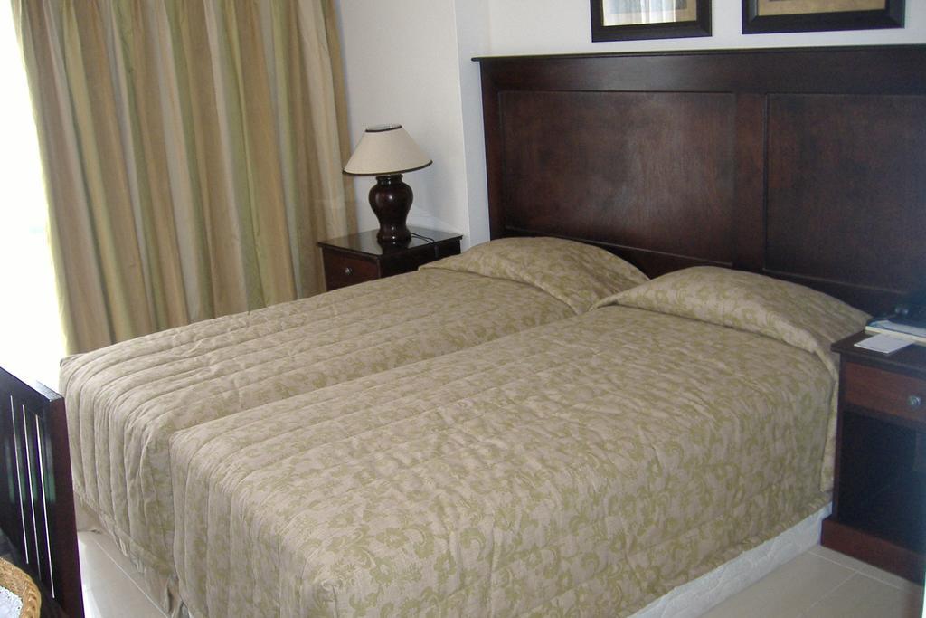 Vip Inn Beira Habitación foto